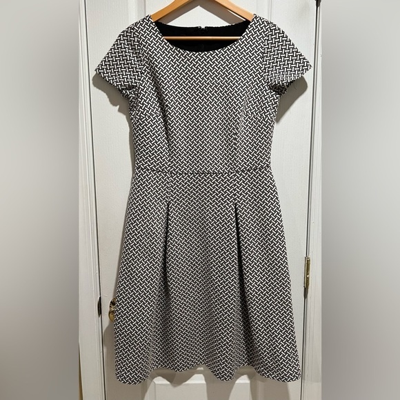 Talbots Dress Womens Cotton Sleeveless Black White Geometric Print size 2. New - Picture 1 of 5